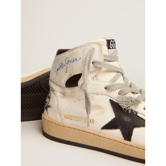 Men's Sky-Star with signature on the ankle and black inserts